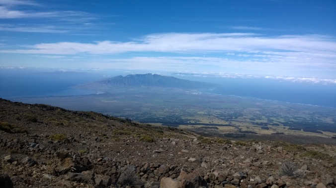 I found a better shot of the view out to West Maui. I'm too lazy to rearrange the photos in the post, so I'm just adding this one in here.